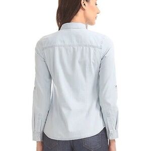 Lucky Brand Denim Chambray Button Up Shirt